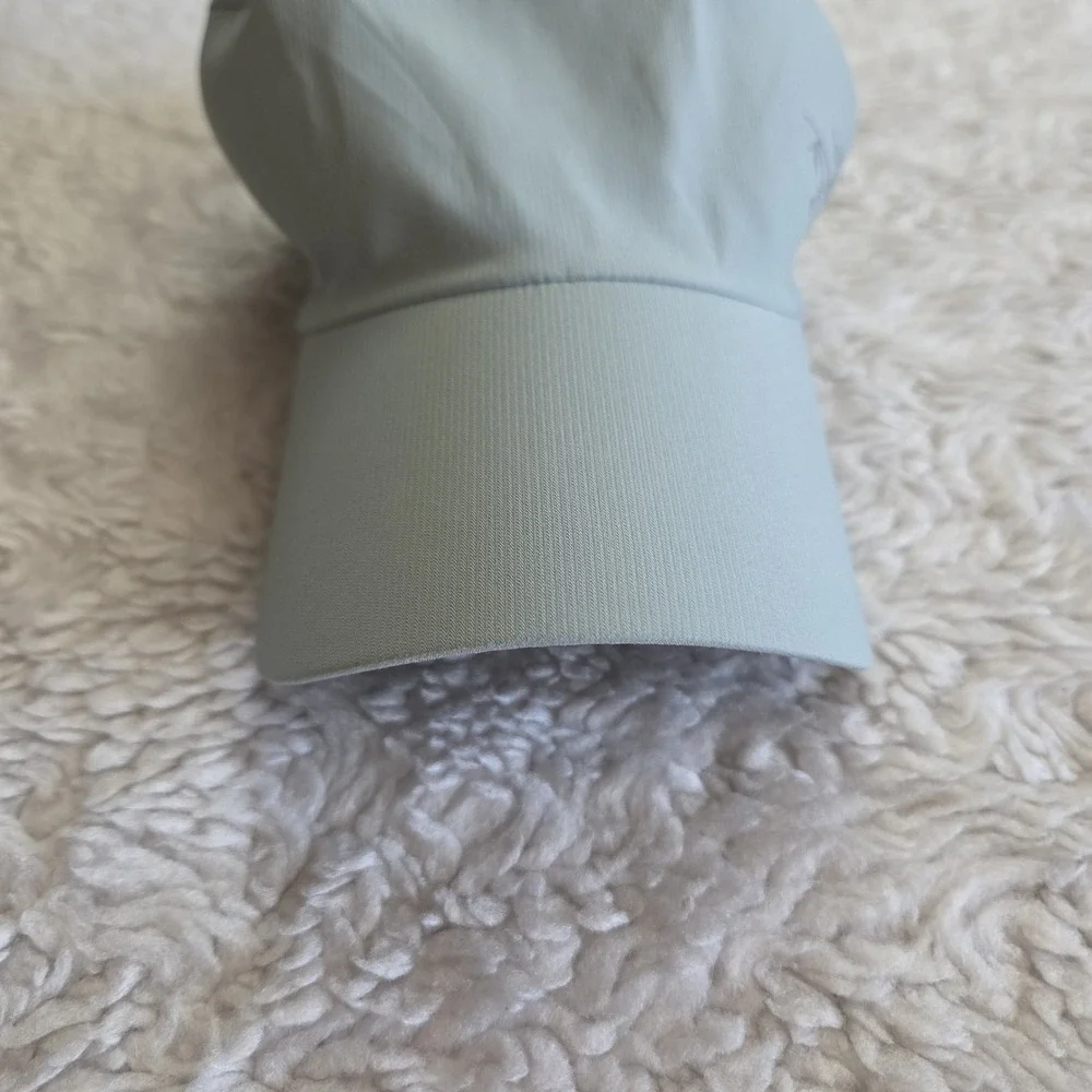 Arc'teryx Calvus Cap Women's L/XL Adjustable Hat Light Gray 
